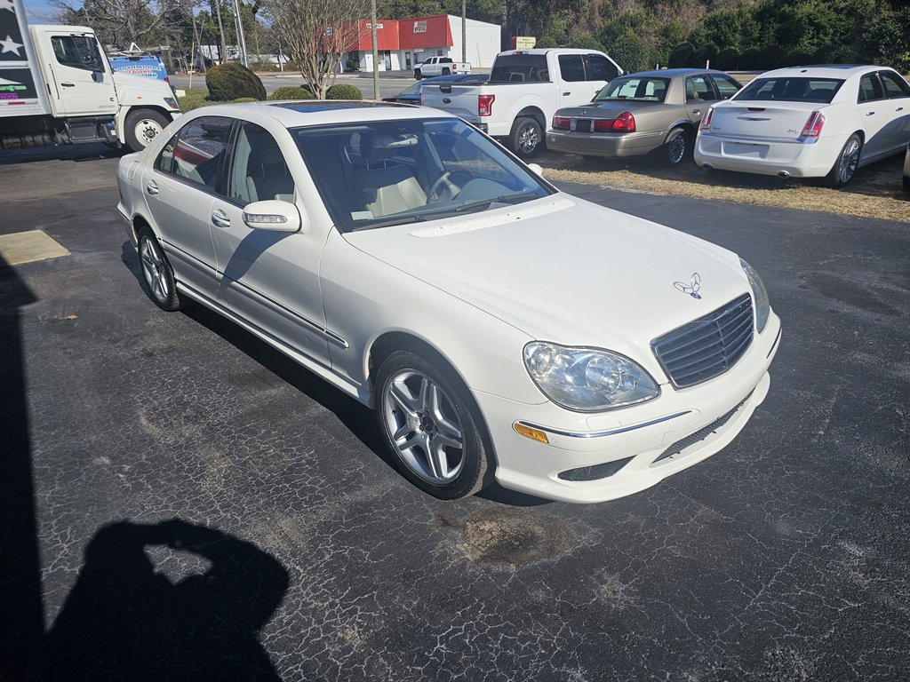 2006 Mercedes-Benz S-class - $10,479