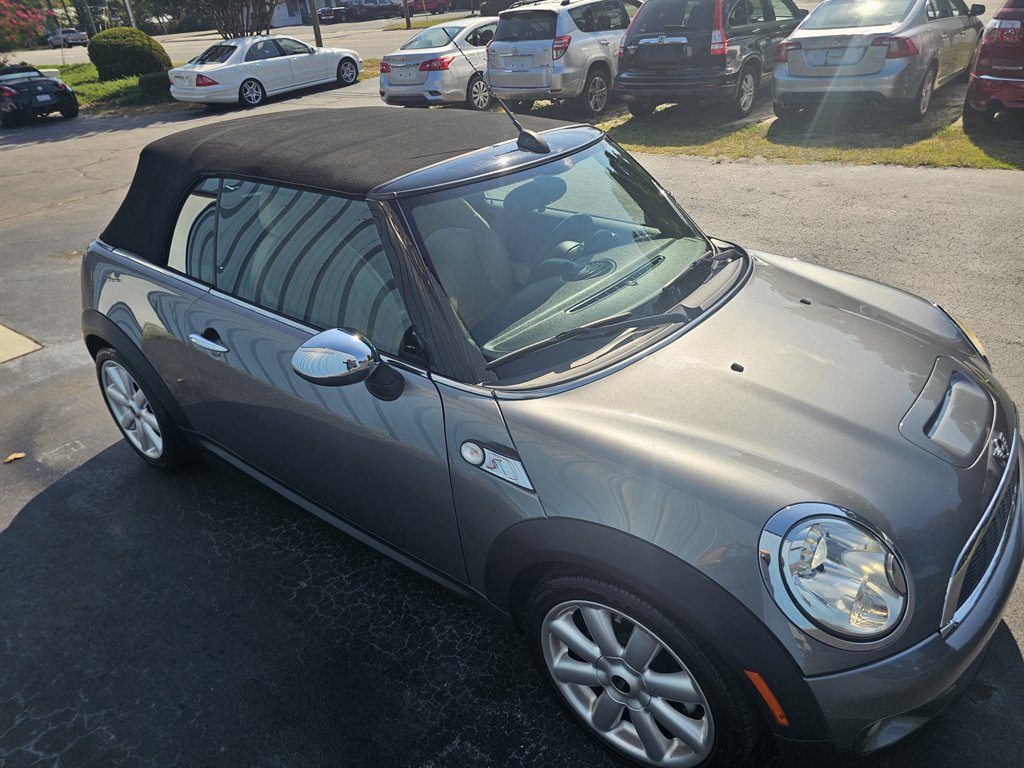 2009 MINI Cooper - $7,532