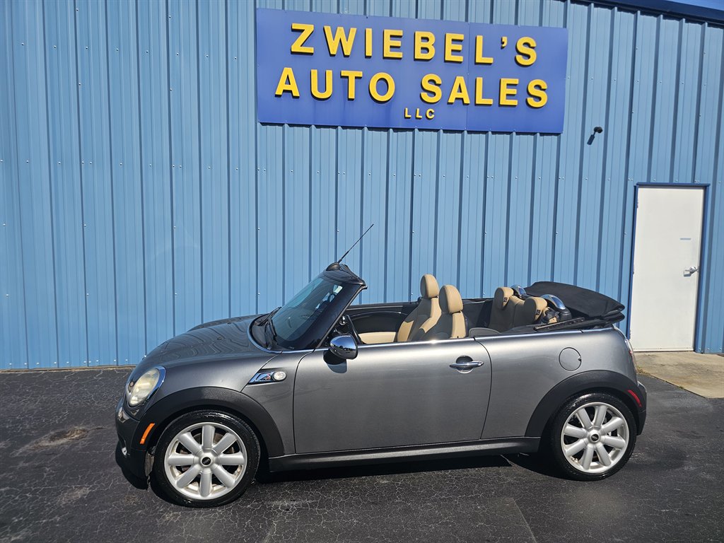 2009 MINI Cooper - $7,532