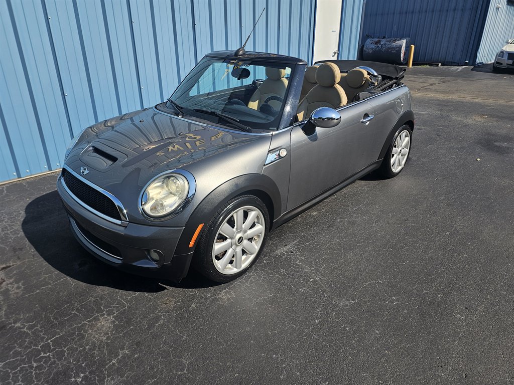 2009 MINI Cooper - $7,532