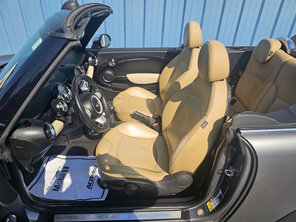 2009 MINI Cooper - $7,532