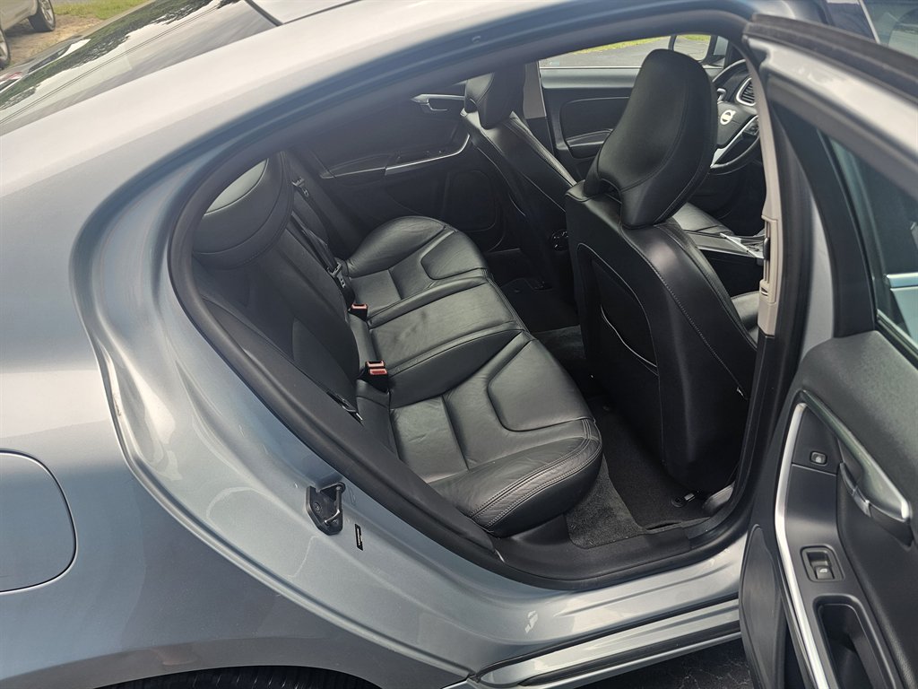 2013 Volvo S60 - $7,493