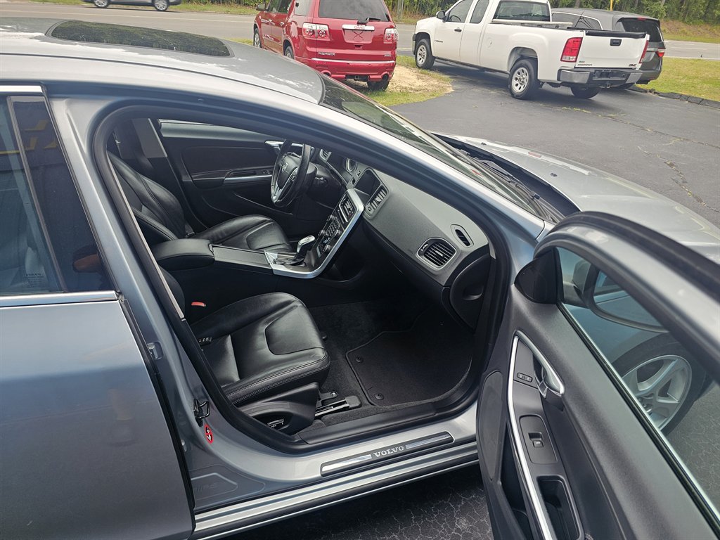2013 Volvo S60 - $7,493