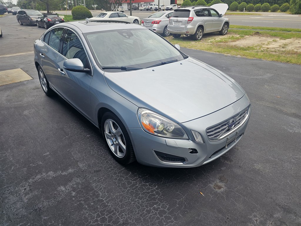 2013 Volvo S60 - $7,493