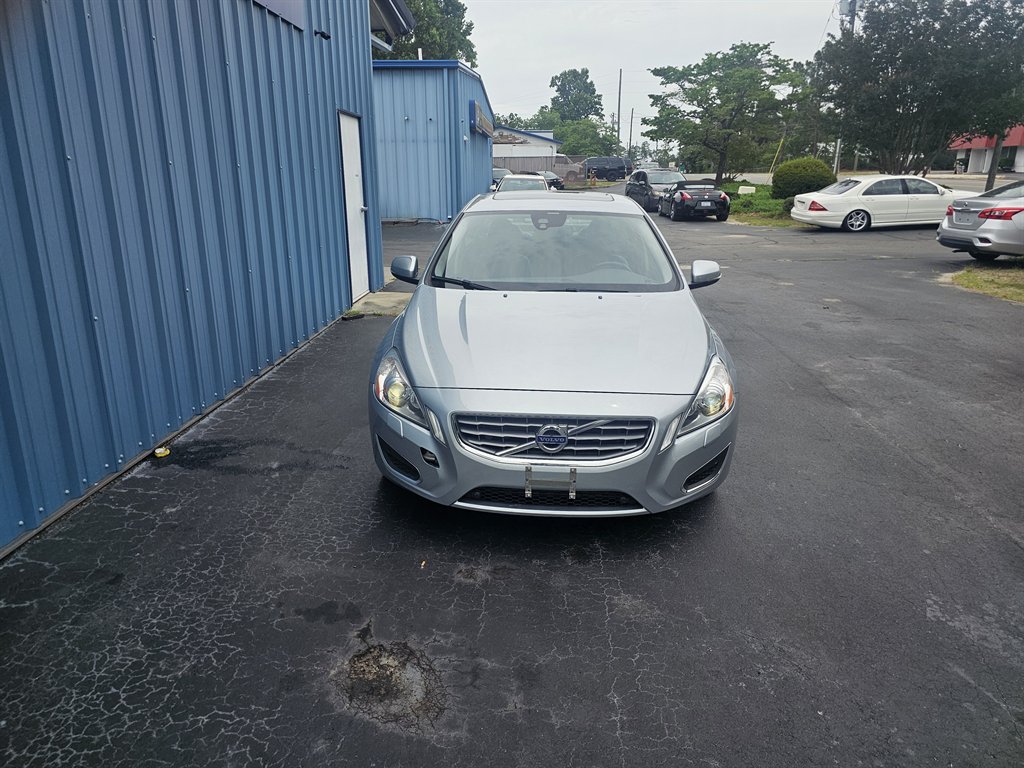 2013 Volvo S60 - $7,493