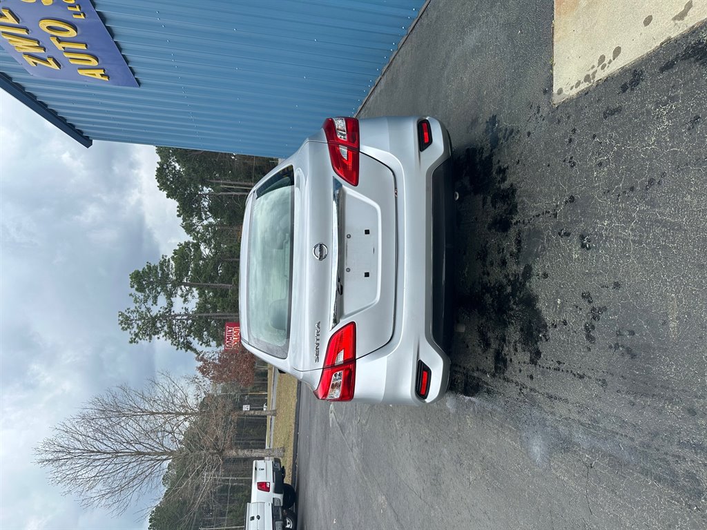2019 Nissan Sentra - $9,956