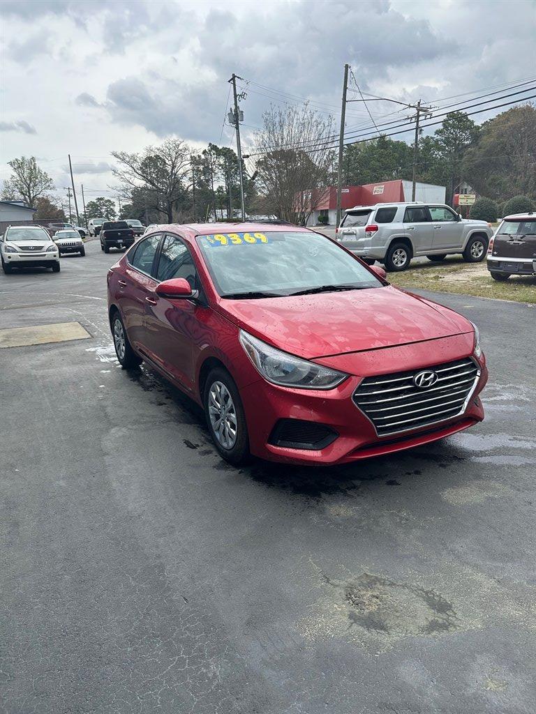 2019 Hyundai Accent SE photo