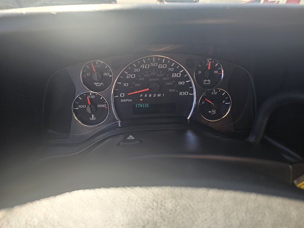 2013 Chevrolet Express - $9,812