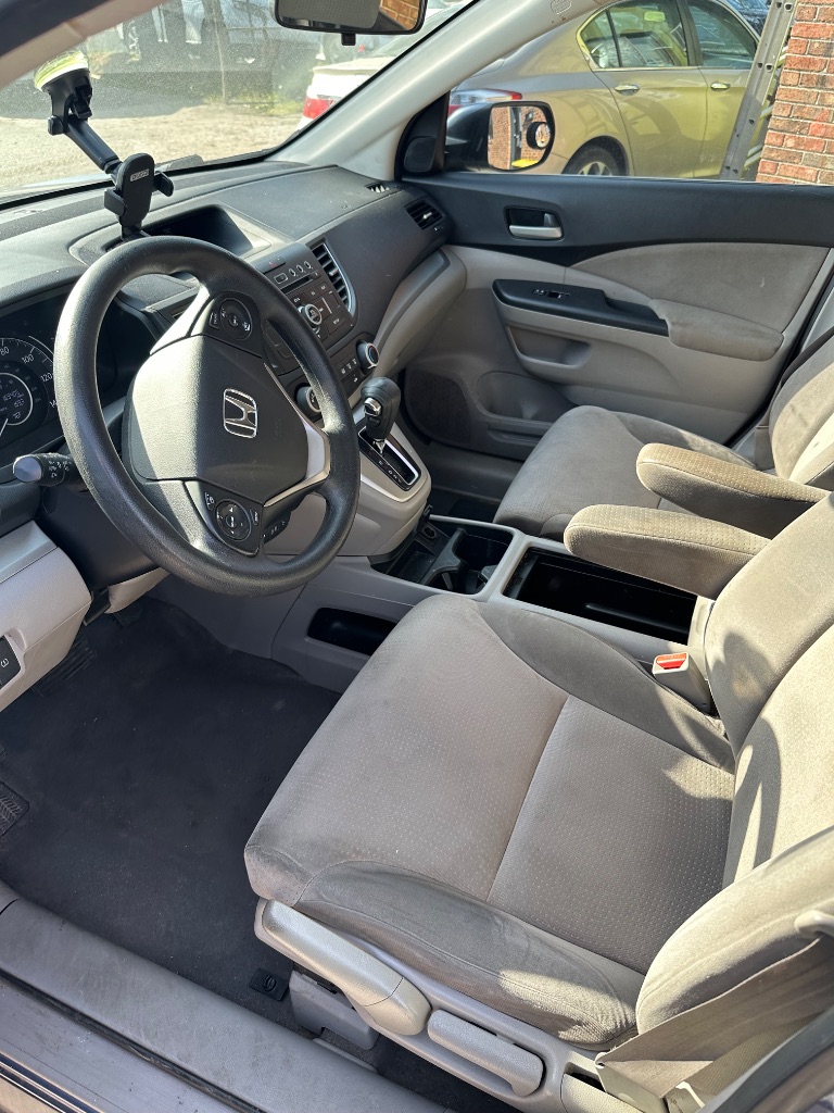 2014 Honda CR-V - $9,400