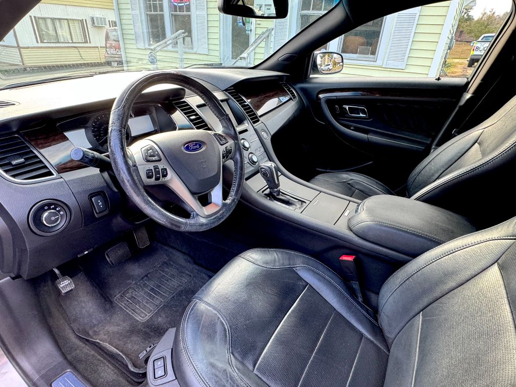 2014 Ford Taurus