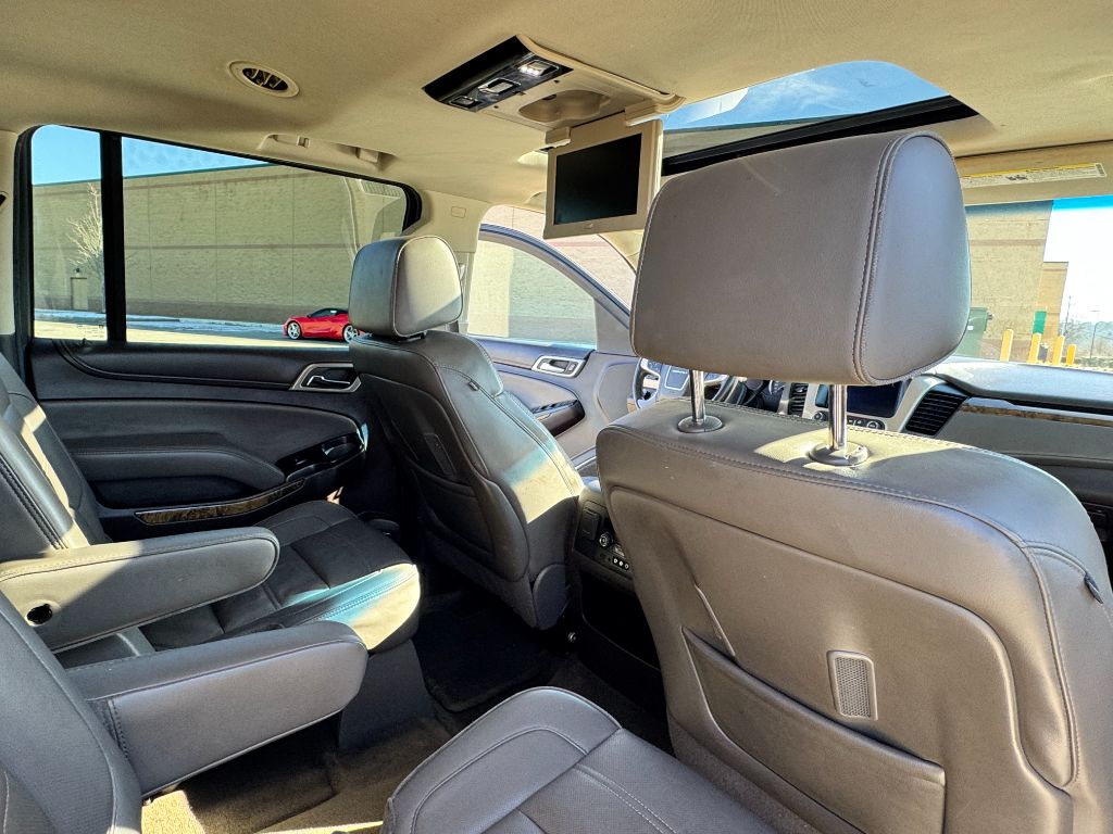 2016 GMC Yukon XL 1500 Denali photo
