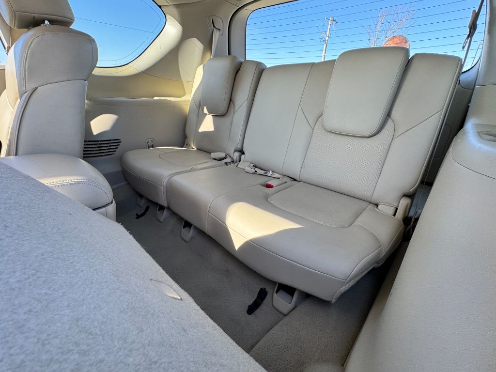 2016 INFINITI QX80 - $17,900