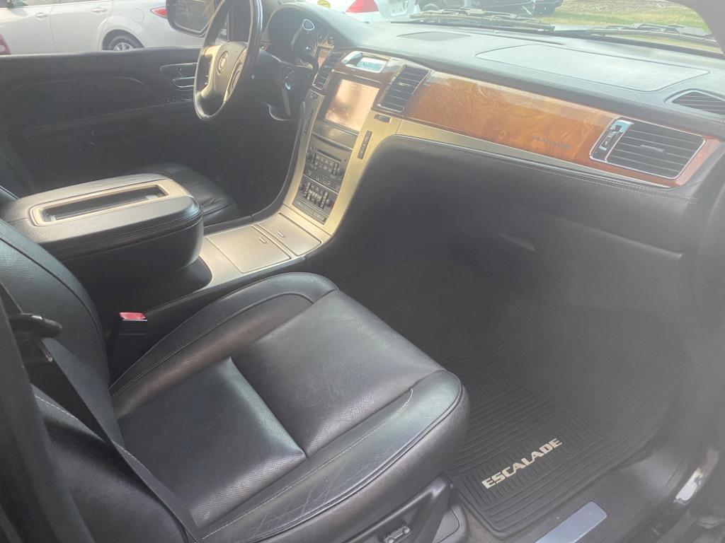 2013 Cadillac Escalade