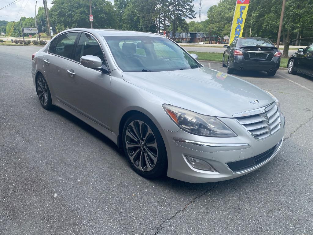 2012 Hyundai Genesis