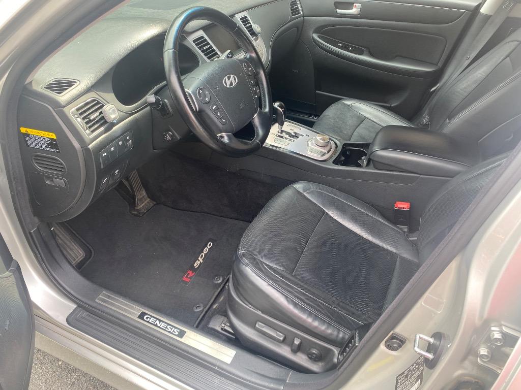 2012 Hyundai Genesis