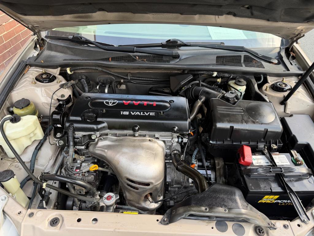 2004 Toyota Camry