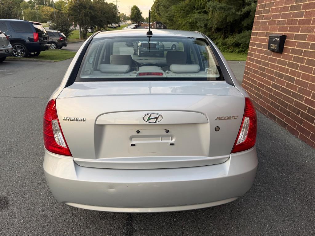 2011 Hyundai Accent