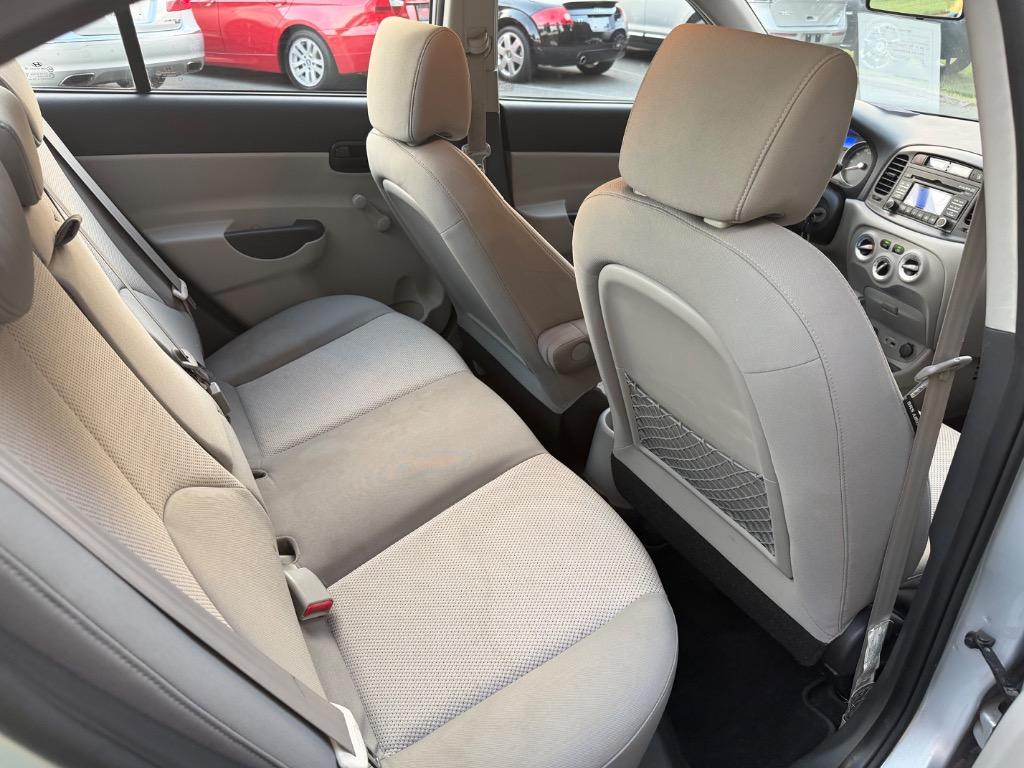2011 Hyundai Accent