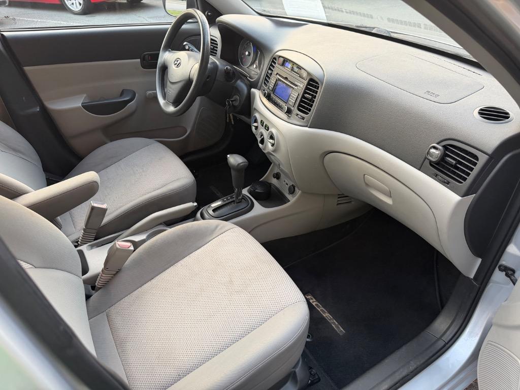 2011 Hyundai Accent