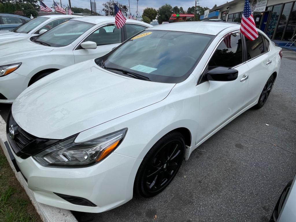 2018 Nissan Altima SR photo