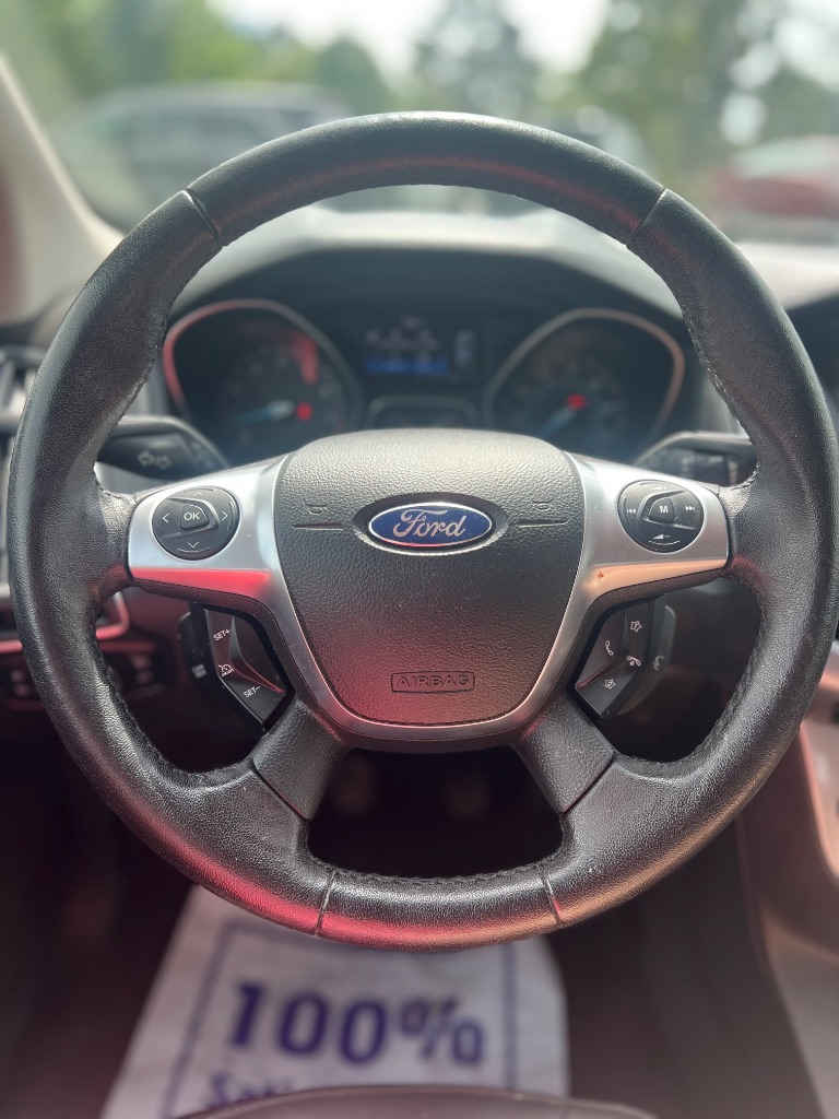 2013 Ford Focus Titanium photo
