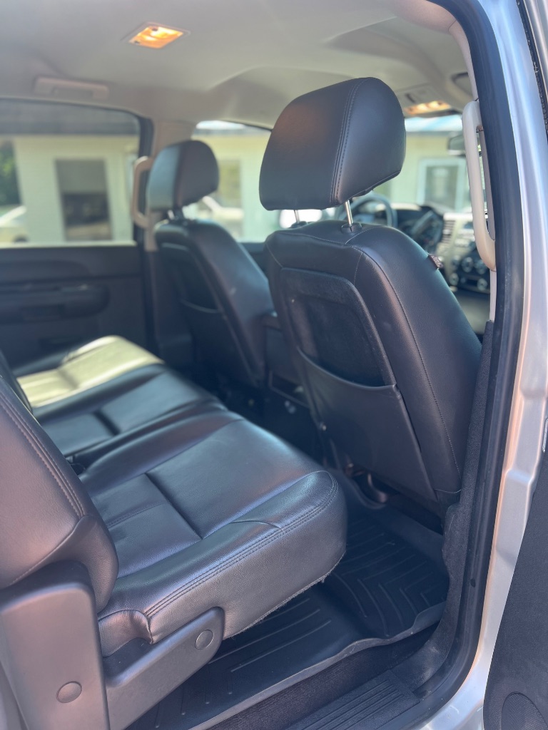 2010 Chevrolet Silverado 1500 LT photo