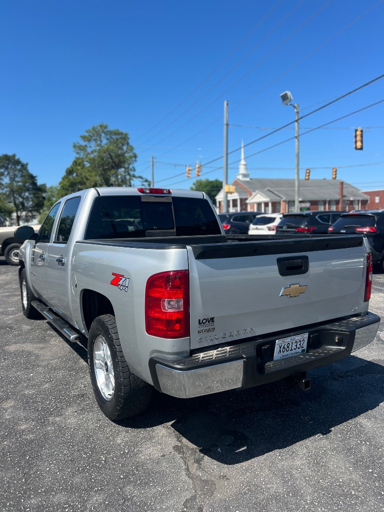 2010 Chevrolet Silverado 1500 LT photo