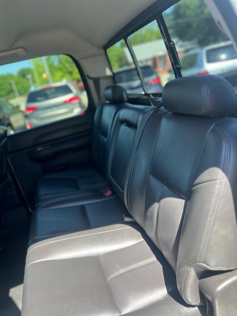 2010 Chevrolet Silverado 1500 LT photo