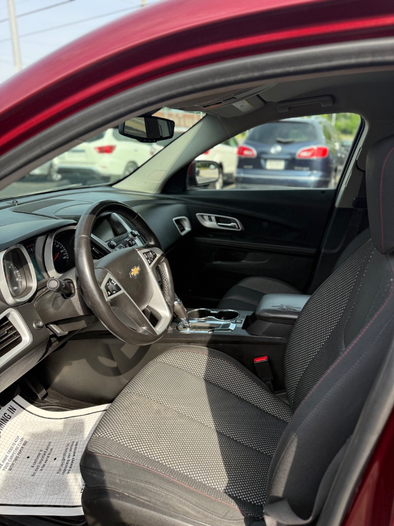 2016 Chevrolet Equinox LT photo