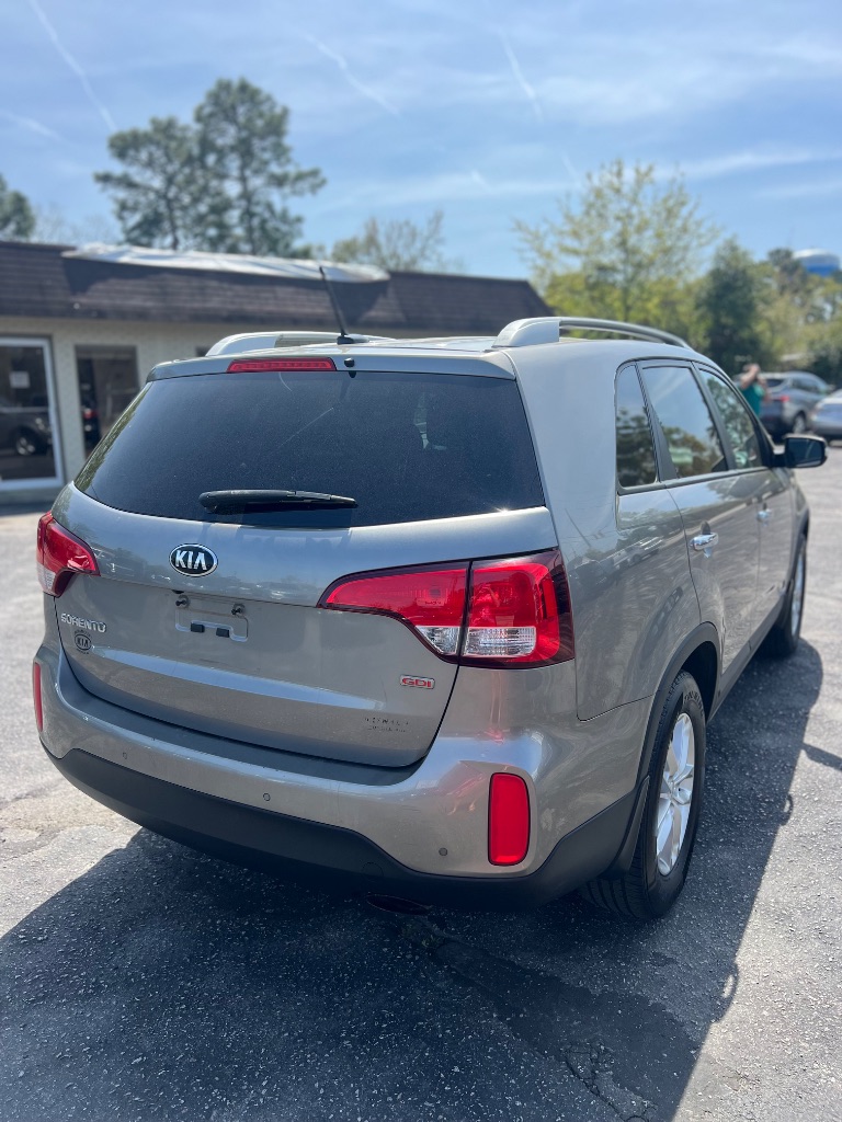 2015 Kia Sorento LX photo