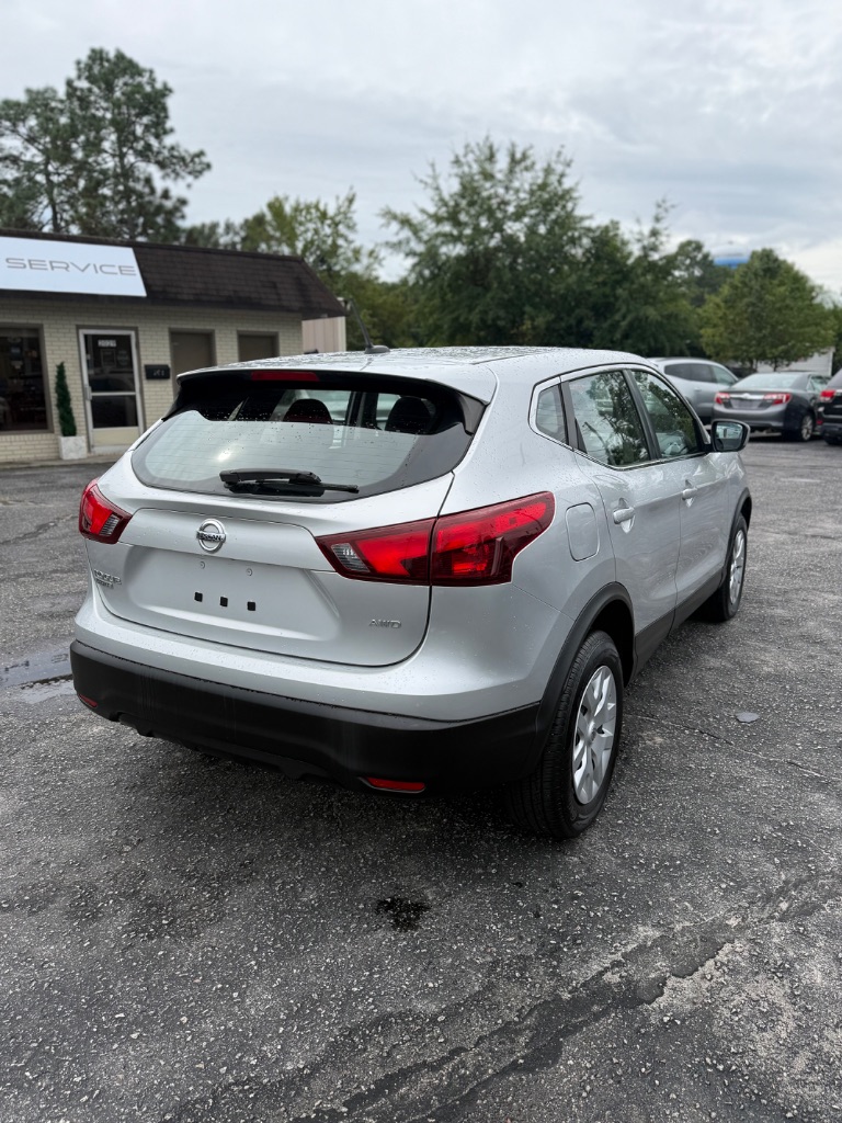 2018 Nissan Rogue - $10,900