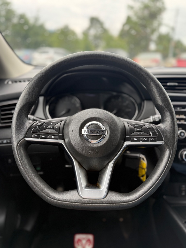 2018 Nissan Rogue - $10,900
