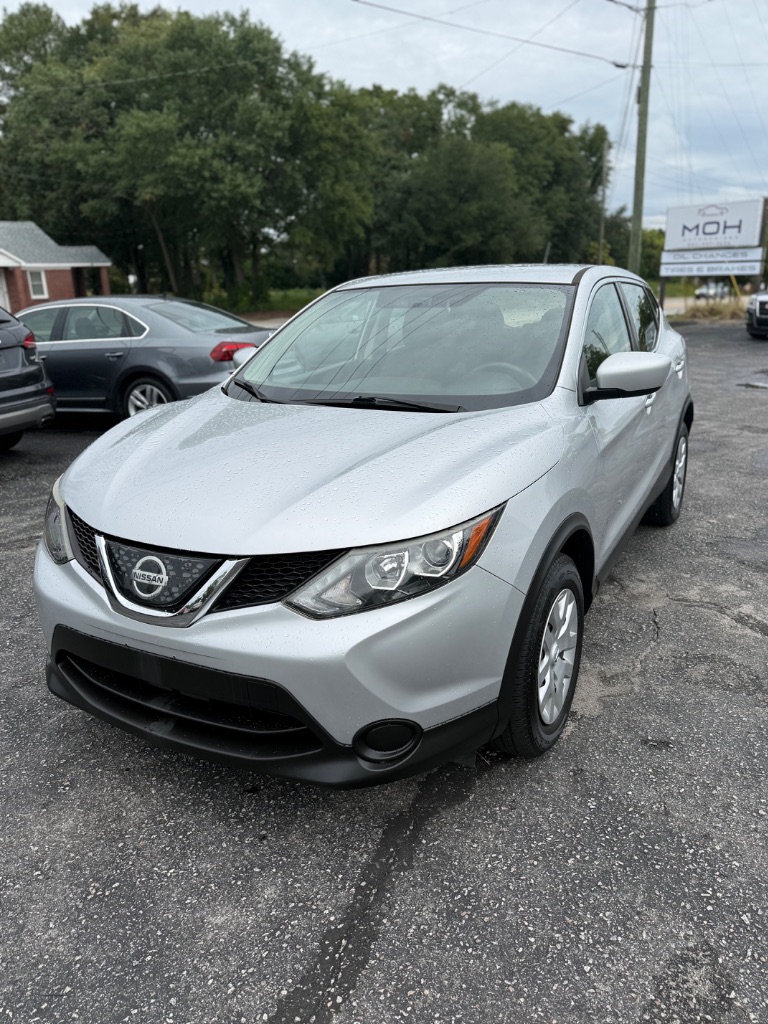 2018 Nissan Rogue - $10,900