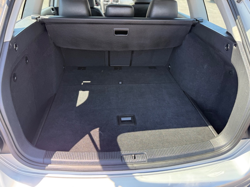 2011 Volkswagen Jetta - $7,950