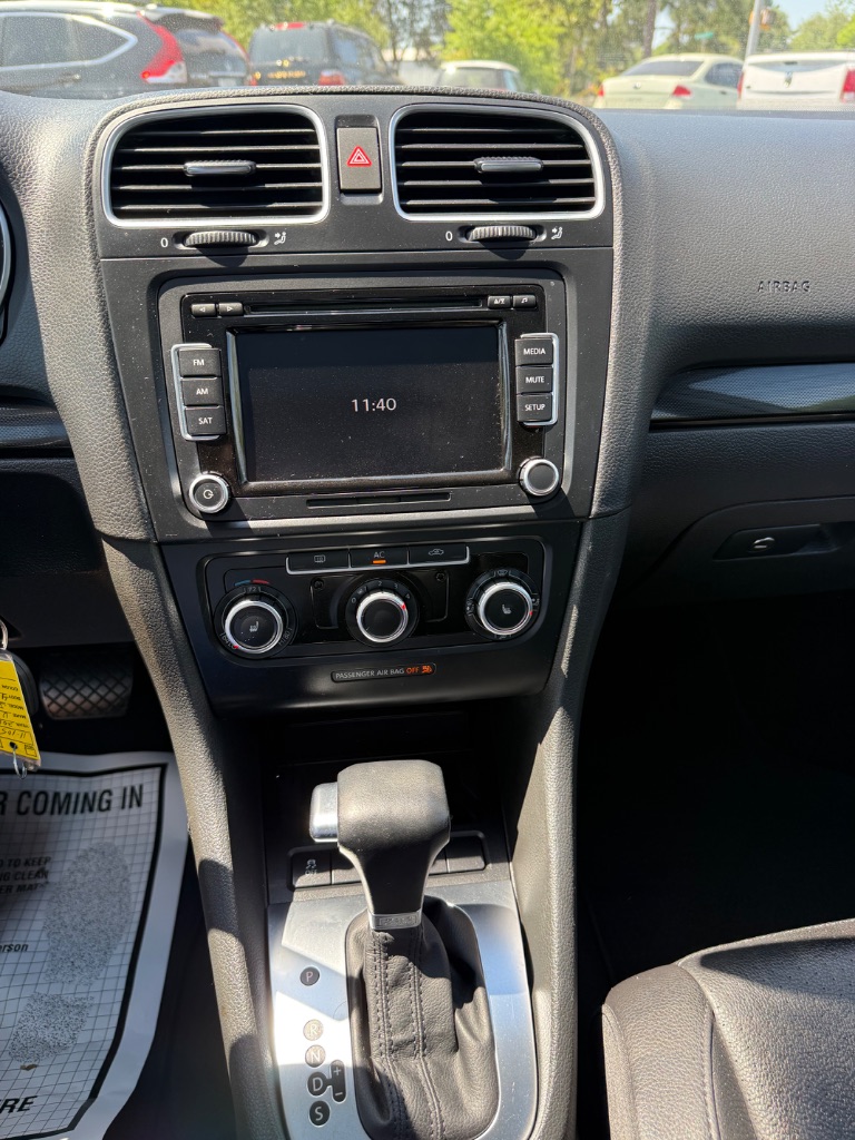 2011 Volkswagen Jetta - $7,950