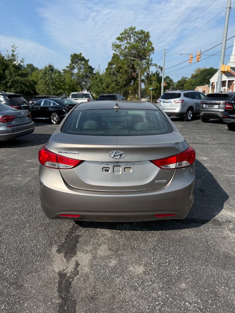 2013 Hyundai Elantra - $6,950