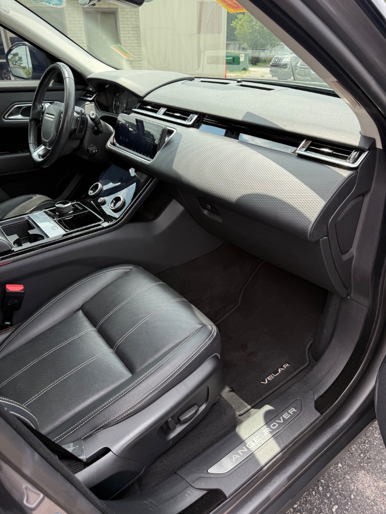 2018 Land Rover Range Rover Velar - $16,900