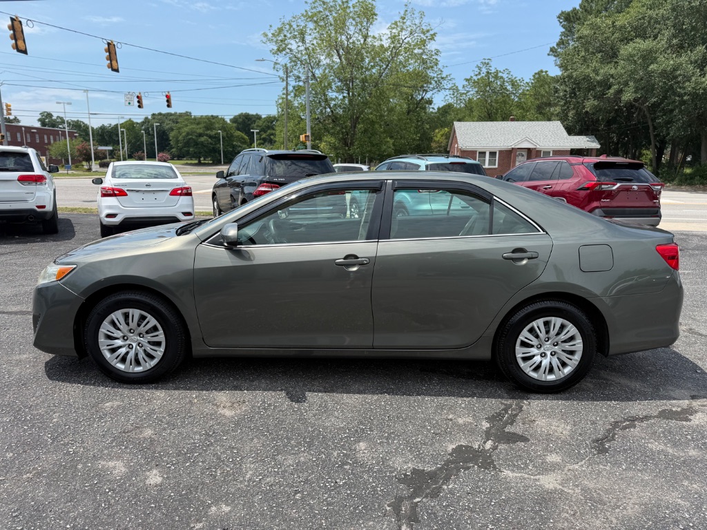 2014 Toyota Camry - $9,450
