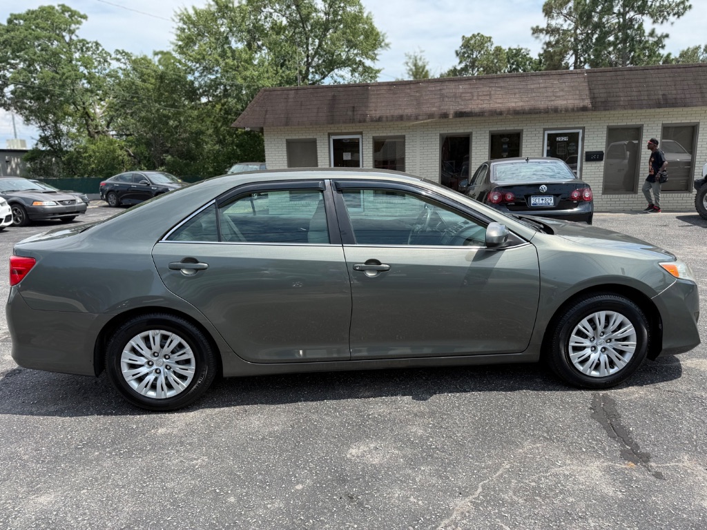 2014 Toyota Camry - $9,450