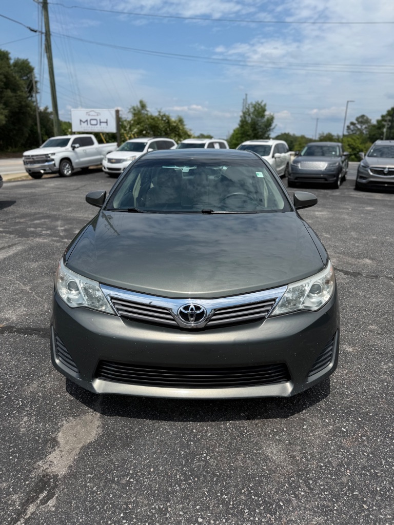 2014 Toyota Camry - $9,450