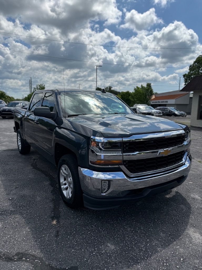 2017 Chevrolet Silverado - $20,995