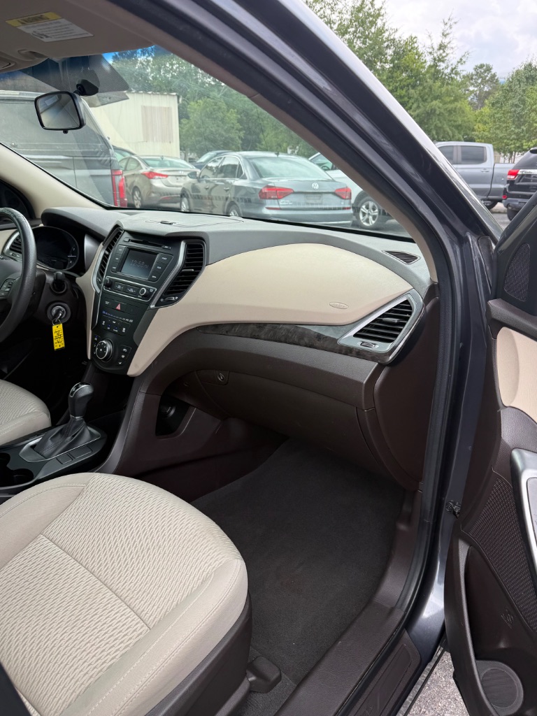 2017 Hyundai Santa Fe - $11,900