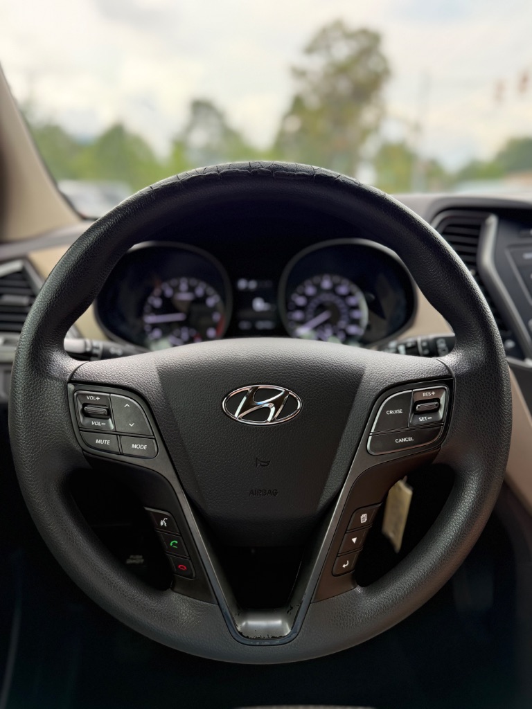 2017 Hyundai Santa Fe - $11,900