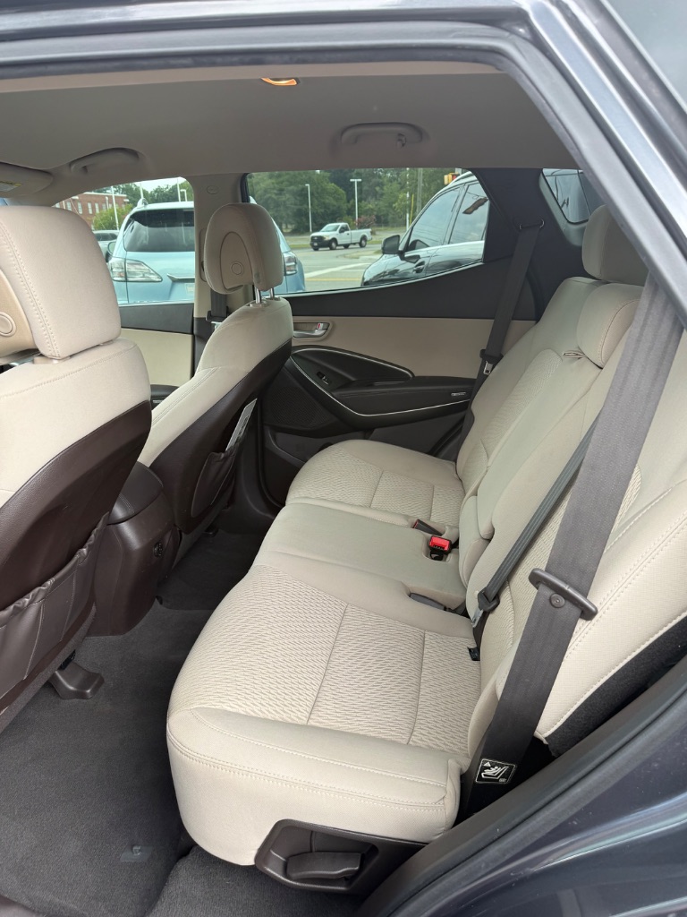 2017 Hyundai Santa Fe - $11,900