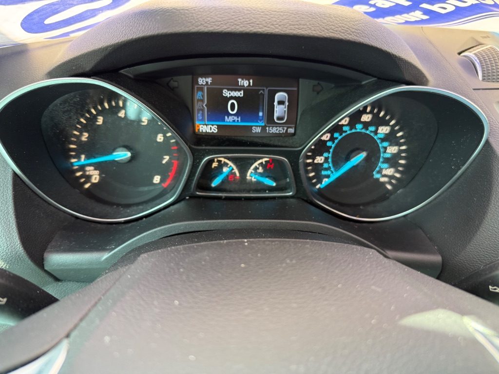 2016 Ford Escape - $7,995