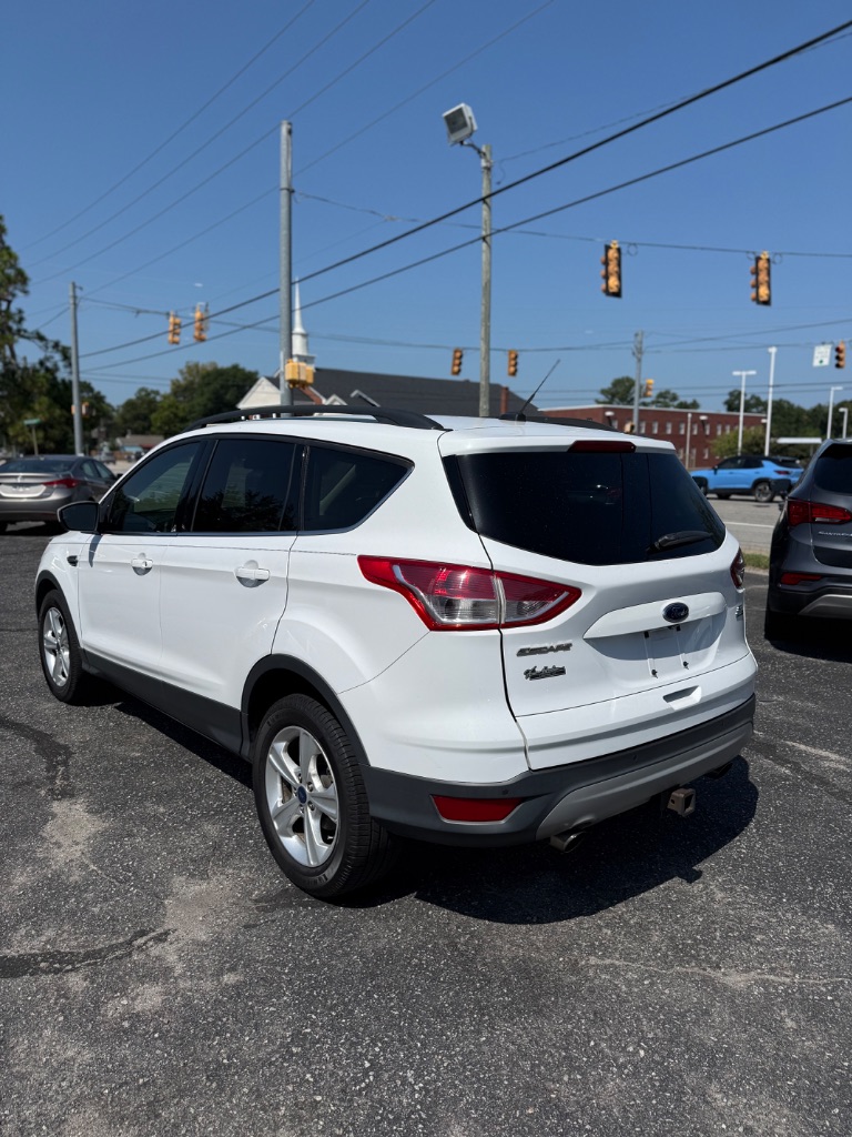 2016 Ford Escape - $7,995