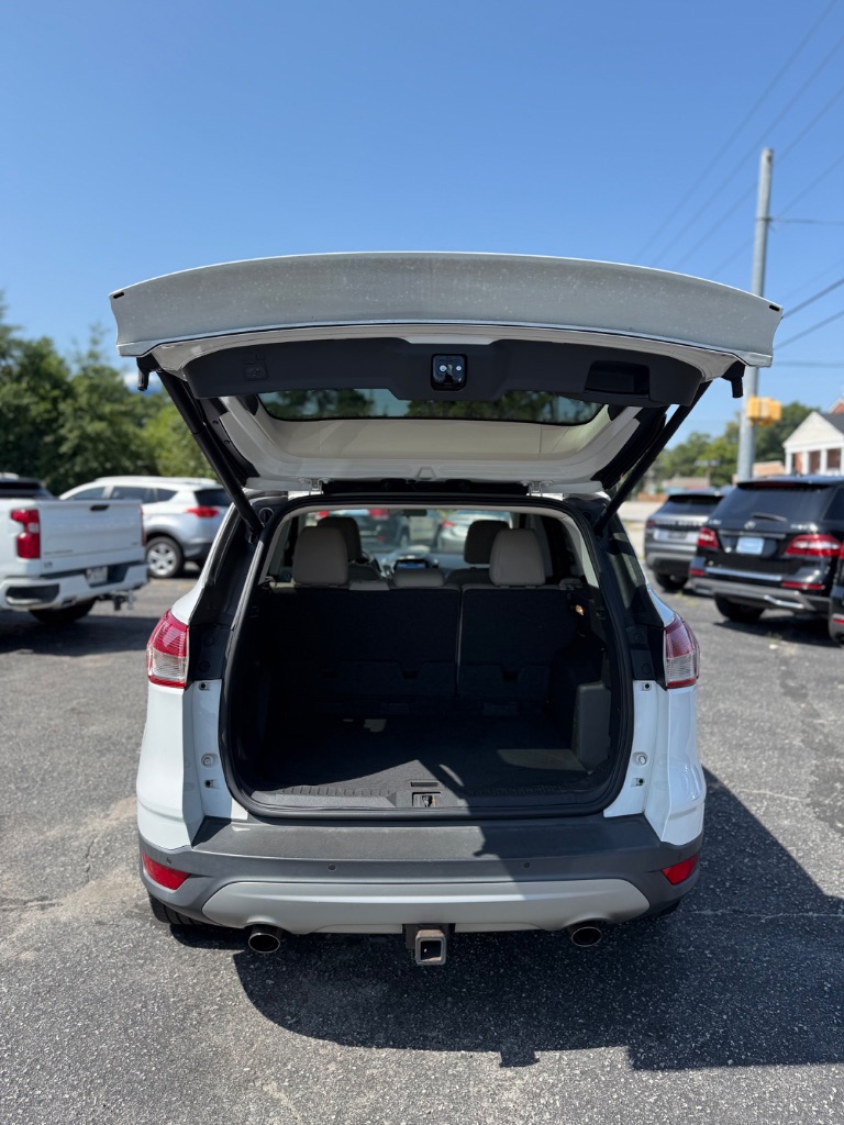 2016 Ford Escape - $7,995