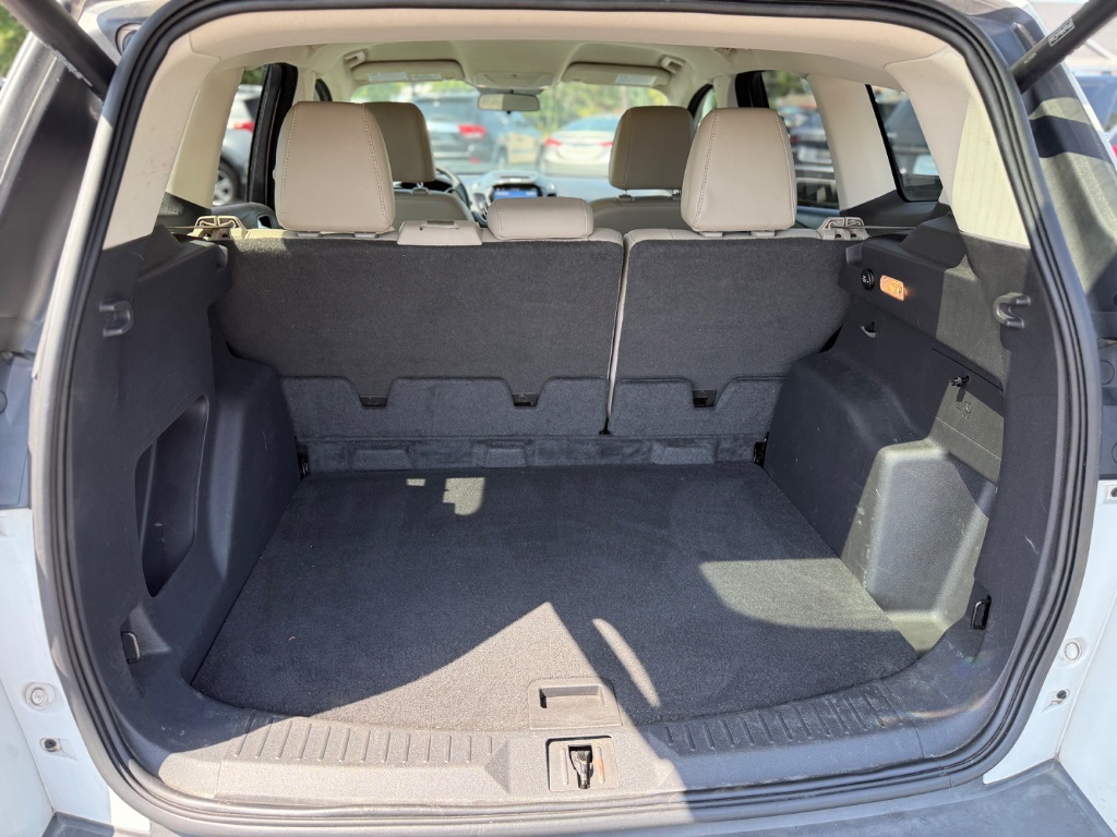 2016 Ford Escape - $7,995