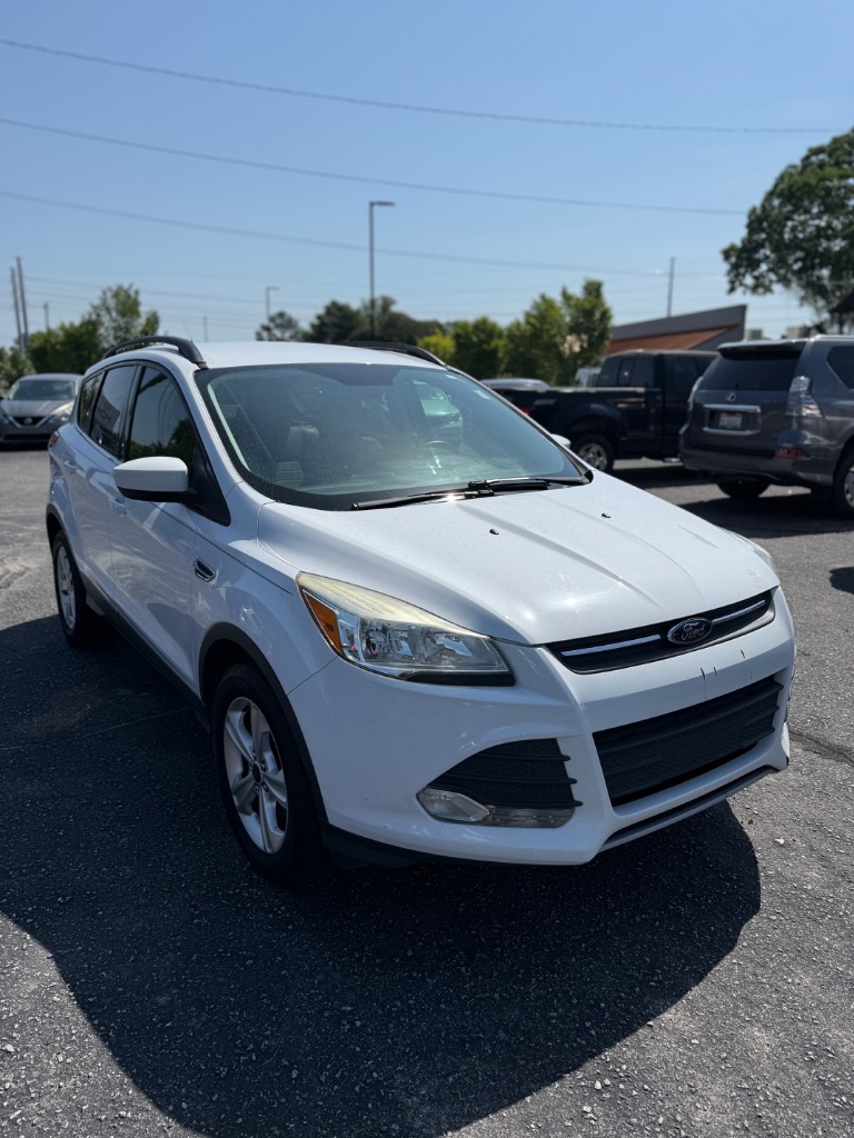 2016 Ford Escape - $7,995