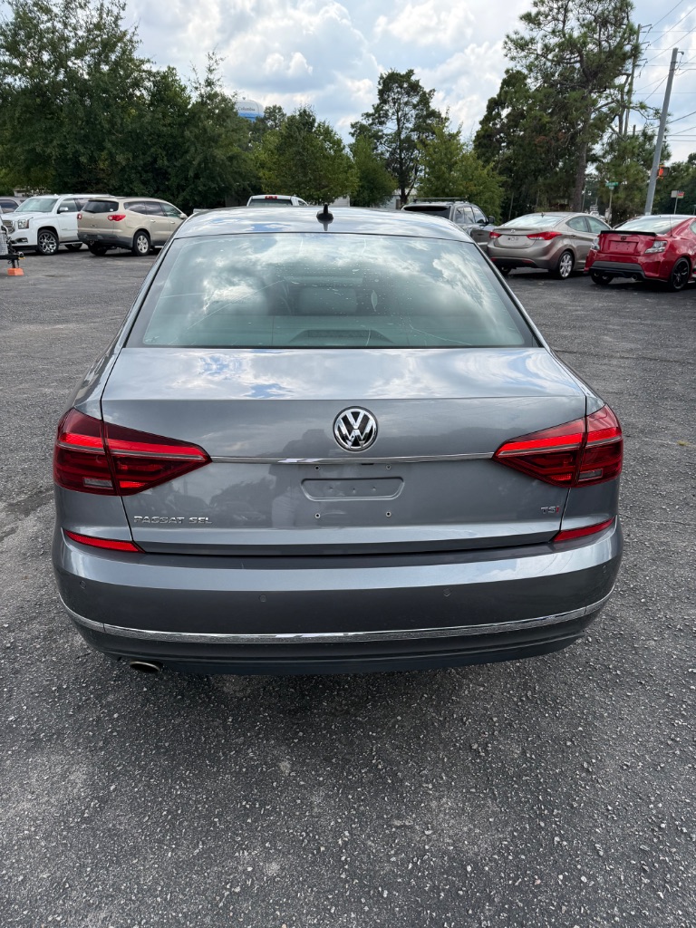 2017 Volkswagen Passat - $8,950